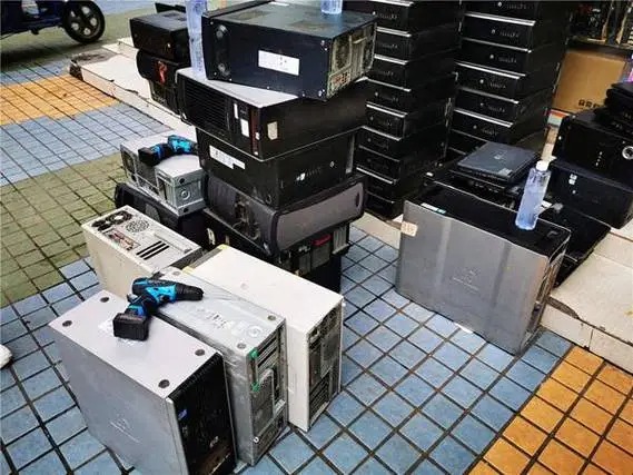 企業(yè)必看:硬盤銷毀,輕松合規(guī),告別數(shù)據(jù)泄露風險! 企業(yè)必看:硬盤銷毀,輕松合規(guī),告別數(shù)據(jù)泄露風險!